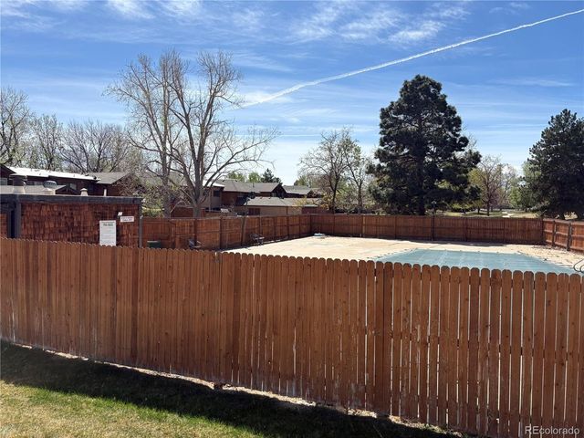 1273 S Crystal Way, Aurora, CO 80012