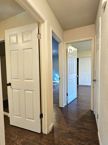 2443 Grande Vista Ave, Oakland, CA 94601