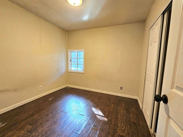 2443 Grande Vista Ave, Oakland, CA 94601