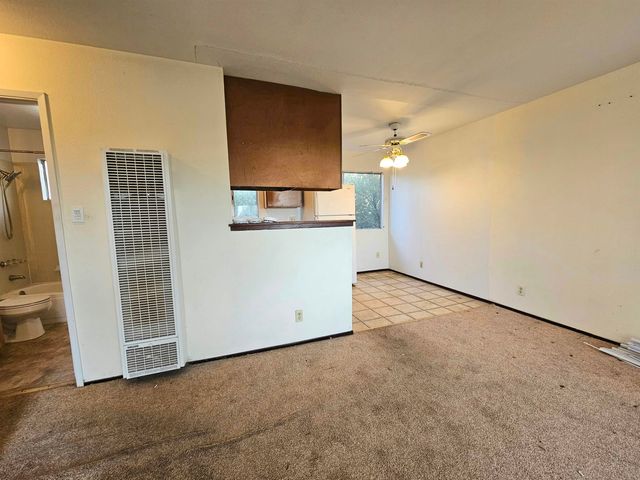 2443 Grande Vista Ave, Oakland, CA 94601