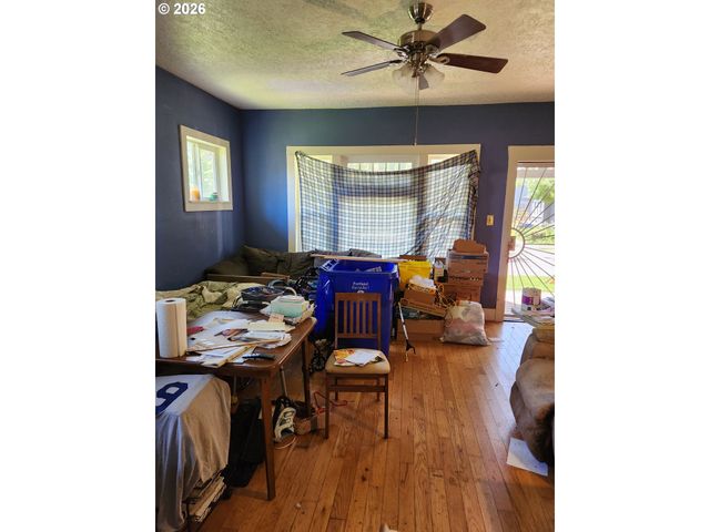 5107 N VANDERBILT St, Portland, OR 97203
