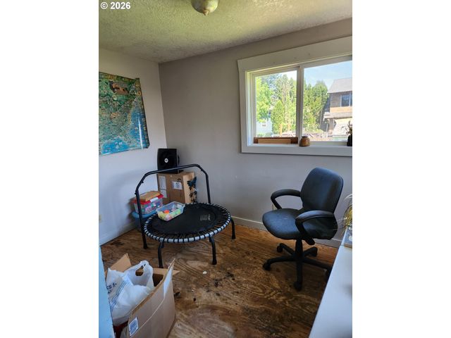 5107 N VANDERBILT St, Portland, OR 97203
