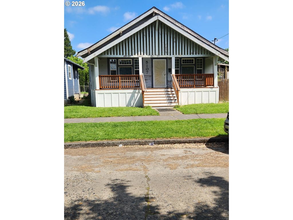 5107 N VANDERBILT St, Portland, OR 97203