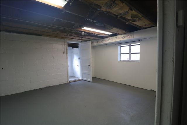 449 Spring St, Centerville, PA 15358