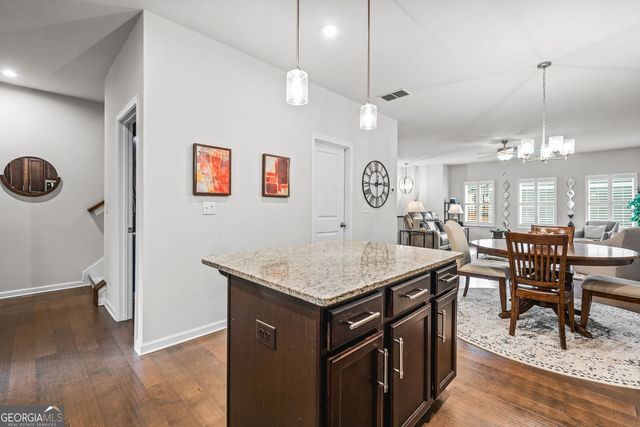 2523 Hedgeway Circle, Kennesaw, GA 30144