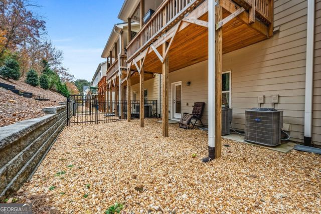 2523 Hedgeway Circle, Kennesaw, GA 30144