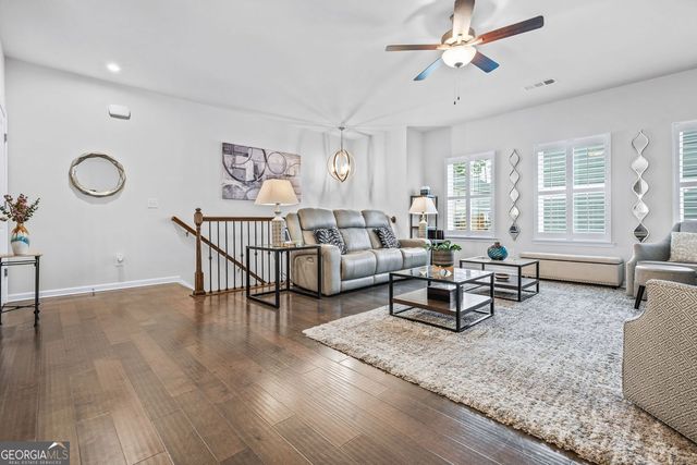 2523 Hedgeway Circle, Kennesaw, GA 30144