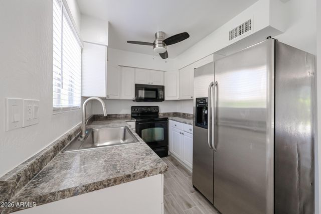 4610 N 68TH Street 404, Scottsdale, AZ 85251