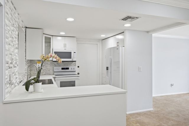 226 SW Reynolds Avenue, Port St. Lucie, Port St Lucie, FL 34983