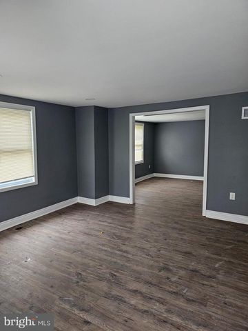 48 OLD LANCASTER RD, Devon, PA 19333