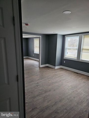 48 OLD LANCASTER RD, Devon, PA 19333