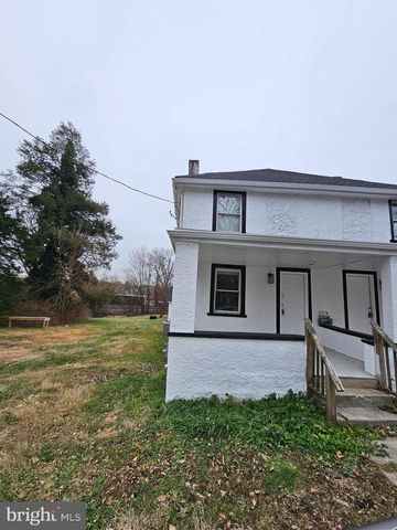 48 OLD LANCASTER RD, Devon, PA 19333