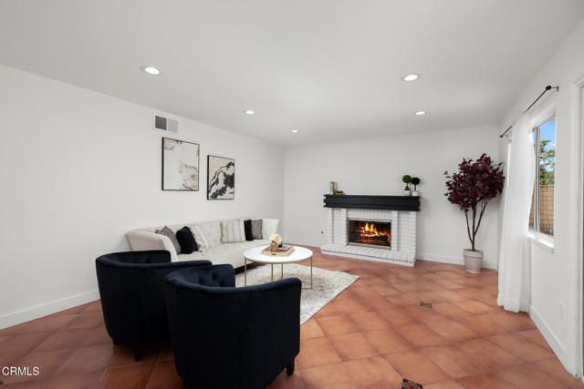 1268 Dale Circle, Corona, CA 92878