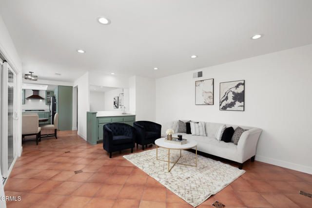 1268 Dale Circle, Corona, CA 92878