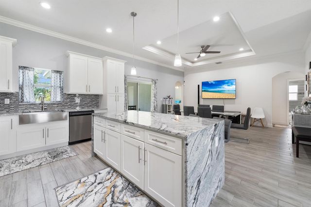 981 SW California Boulevard, Port St. Lucie, FL 34953
