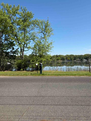 2211 LAKESIDE DR, Williamstown, NJ 08094