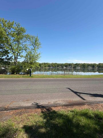 2211 LAKESIDE DR, Williamstown, NJ 08094
