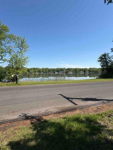 2211 LAKESIDE DR, Williamstown, NJ 08094