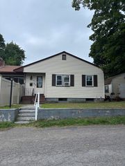 5 Clarner Rd, Lynn, MA 01904