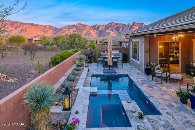 711 E Nubra Valley Place, Oro Valley, AZ 85755