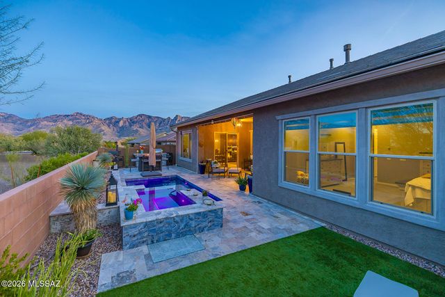 711 E Nubra Valley Place, Oro Valley, AZ 85755