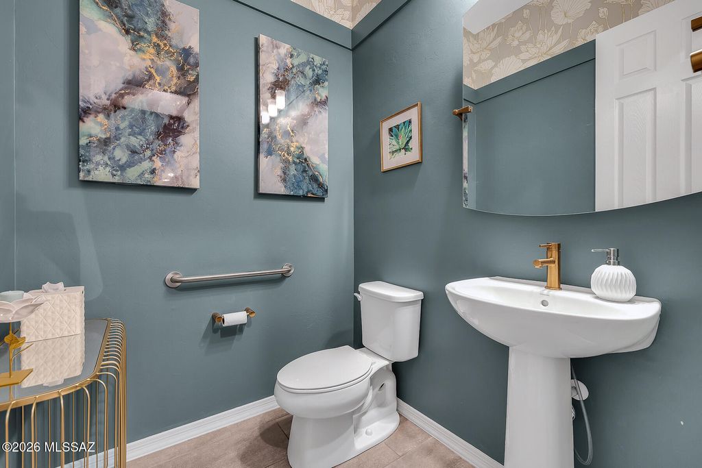 Image 24 of property listing at 711 E Nubra Valley Place, Oro Valley, AZ 85755