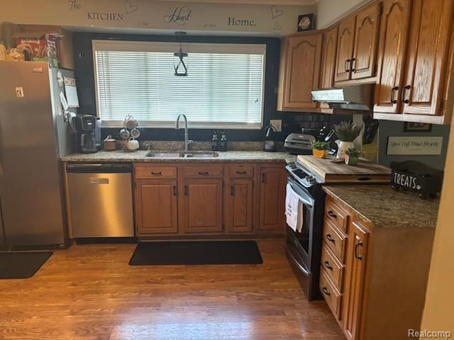 50044 Vinecrest Lane, New Baltimore, MI 48047