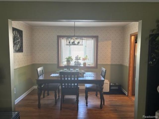 50044 Vinecrest Lane, New Baltimore, MI 48047