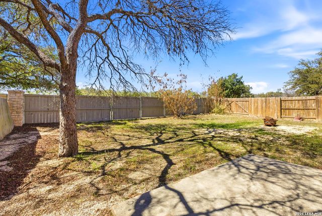 2635 Lakehills, San Antonio, TX 78251