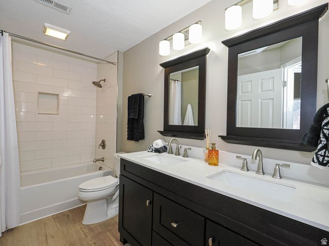 157 W CLAY PARK DR, Murray, UT 84107
