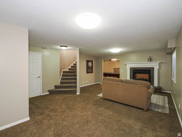 157 W CLAY PARK DR, Murray, UT 84107