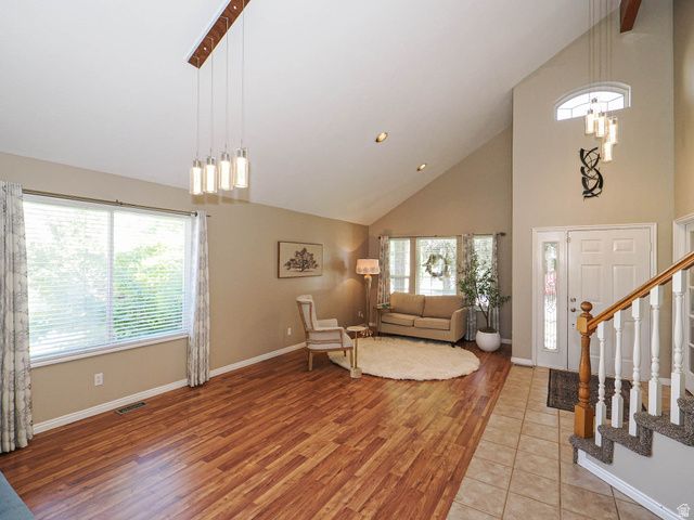 157 W CLAY PARK DR, Murray, UT 84107