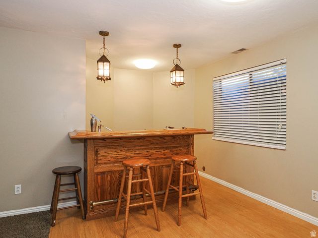 157 W CLAY PARK DR, Murray, UT 84107