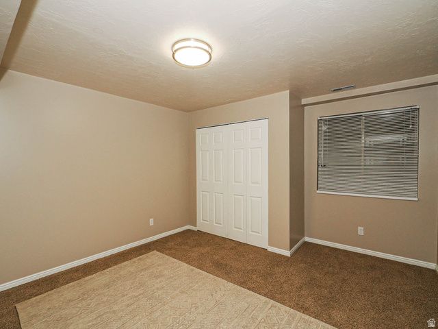157 W CLAY PARK DR, Murray, UT 84107