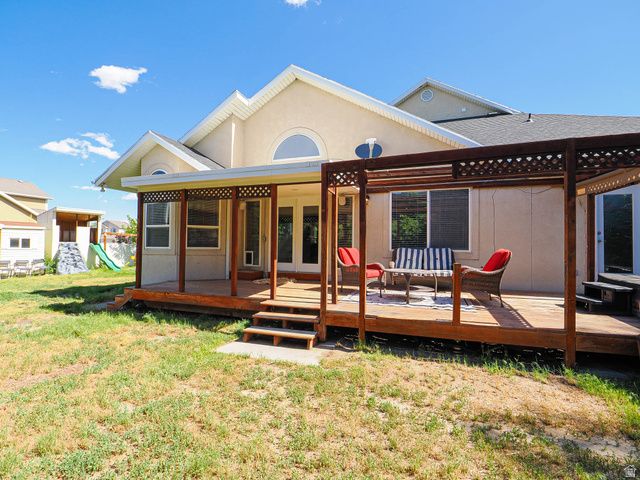 157 W CLAY PARK DR, Murray, UT 84107