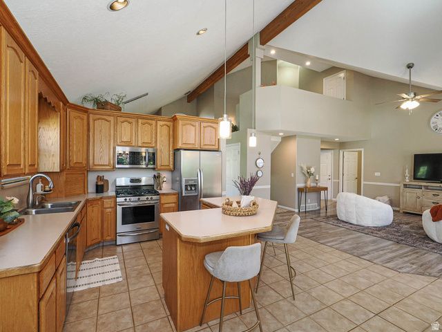 157 W CLAY PARK DR, Murray, UT 84107