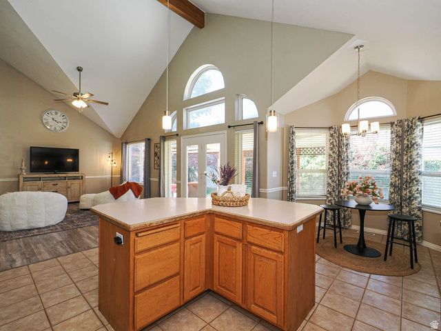 157 W CLAY PARK DR, Murray, UT 84107
