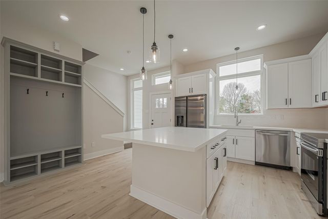 918 Saint Clair Street B, Houston, TX 77088