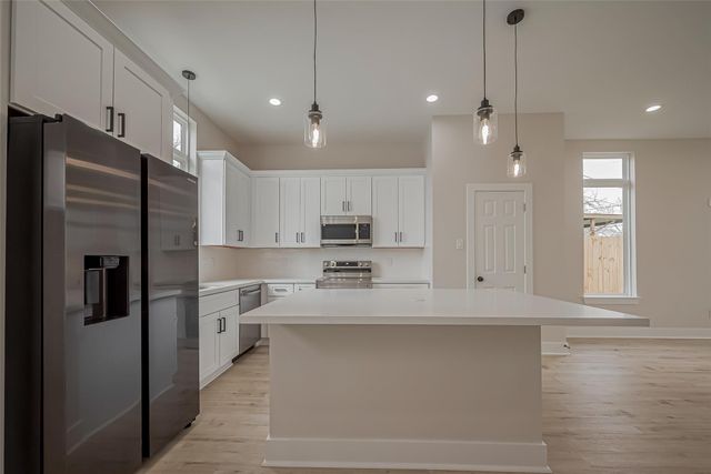 918 Saint Clair Street B, Houston, TX 77088