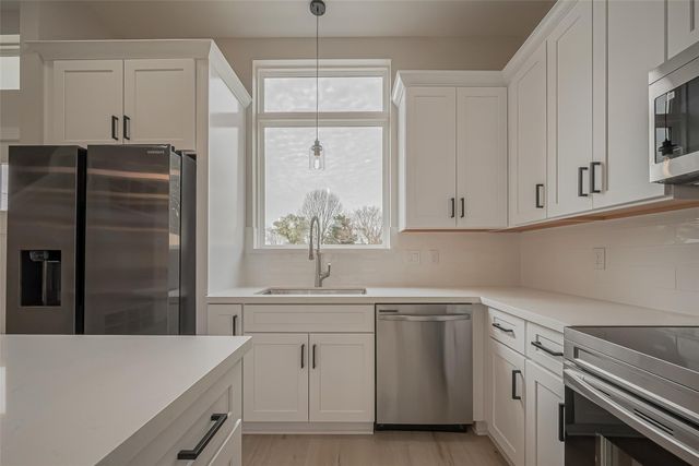 918 Saint Clair Street B, Houston, TX 77088