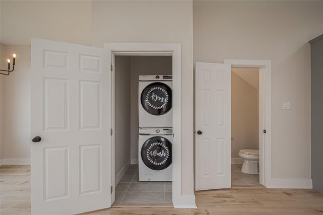 918 Saint Clair Street B, Houston, TX 77088