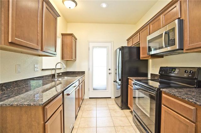 4428 W Bungalow Drive, Fayetteville, AR 72704