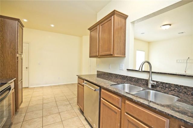 4428 W Bungalow Drive, Fayetteville, AR 72704