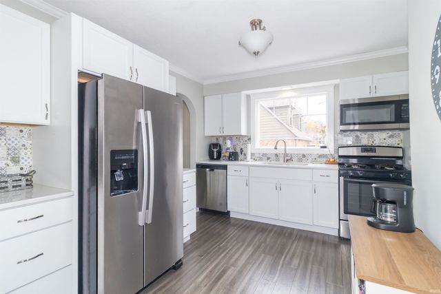 1104 Woodlawn Drive, New Castle, IN 47362