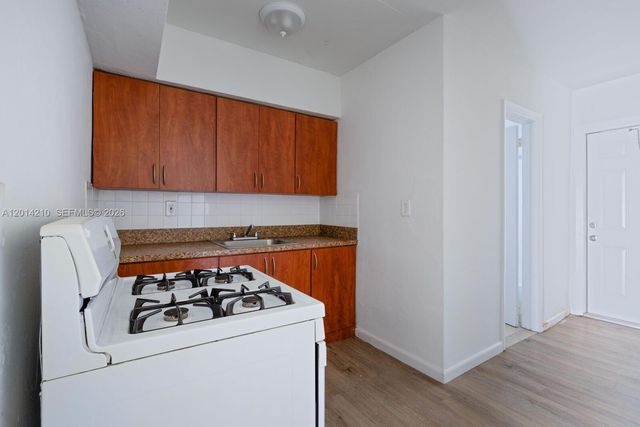 13651 SW 268th St 8, Homestead, FL 33032