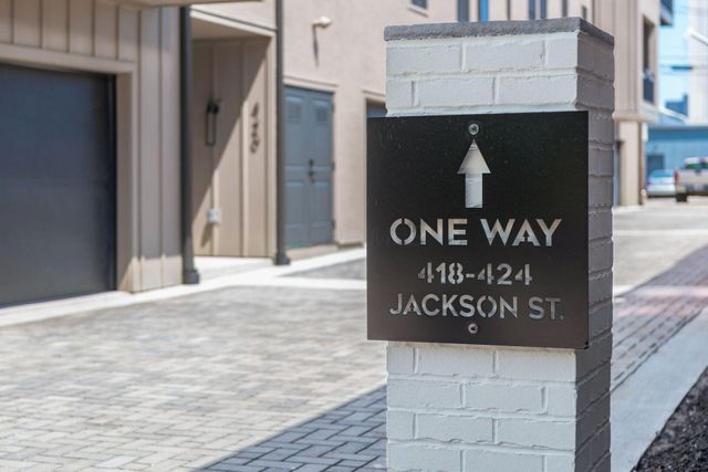 424 Jackson Street, Columbus, OH 43206