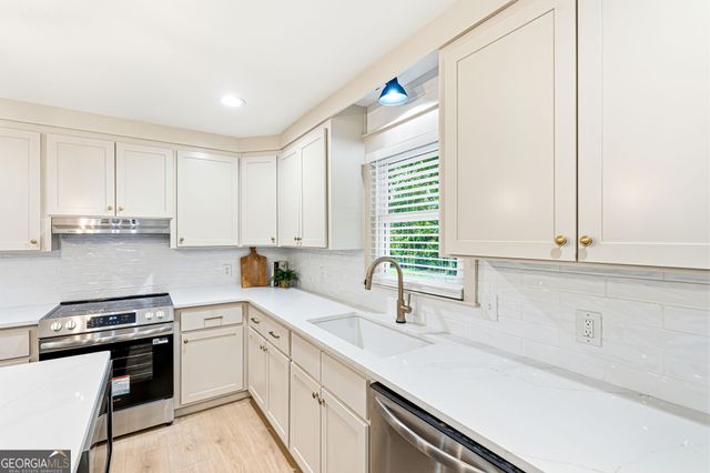 213 Tucker Road, Warner Robins, GA 31088