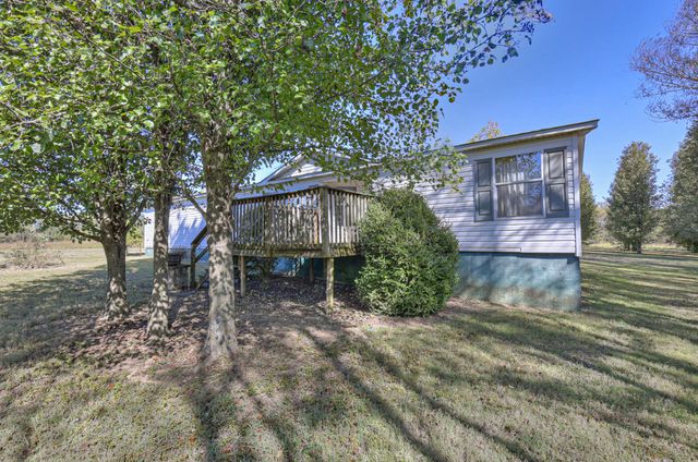 1064 Lauderdale Ln, Bethpage, TN 37022