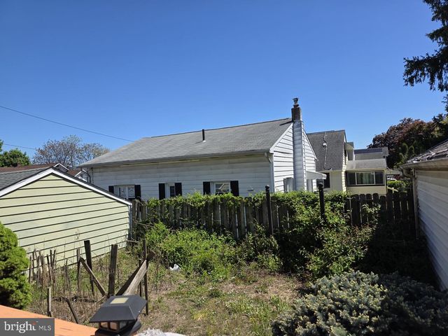 23 REDFERN ST, Hamilton, NJ 08610