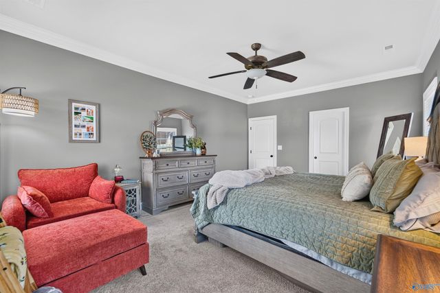 109 Somer Oaks Drive, Huntsville, AL 35811